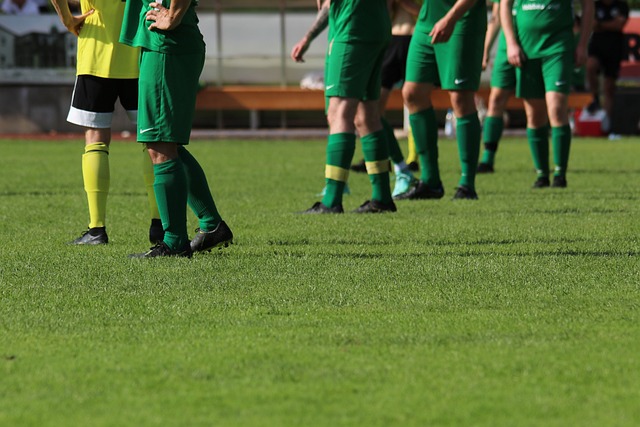 时的激烈拼 时的激烈拼