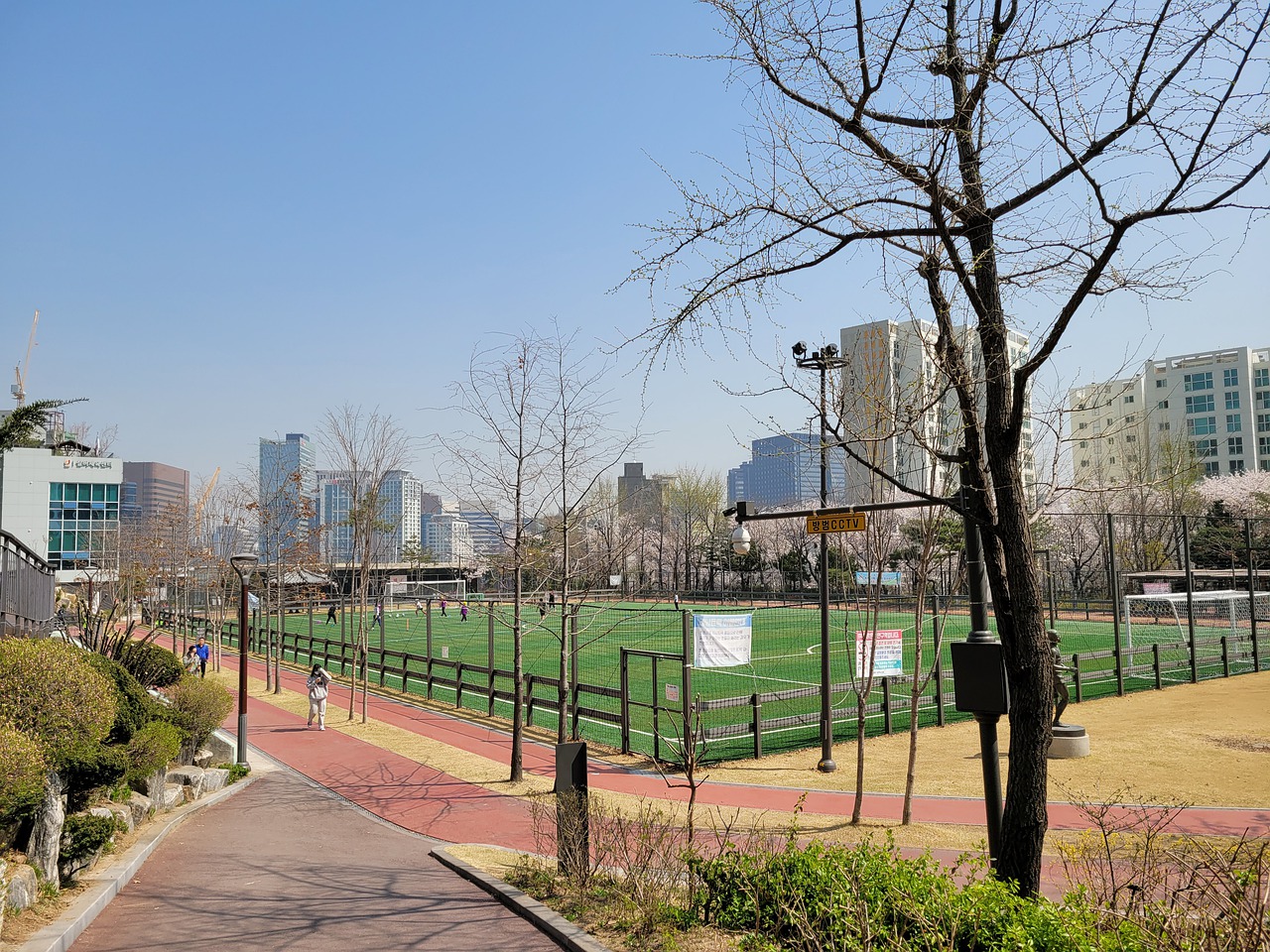 难以企及的 难以企及的